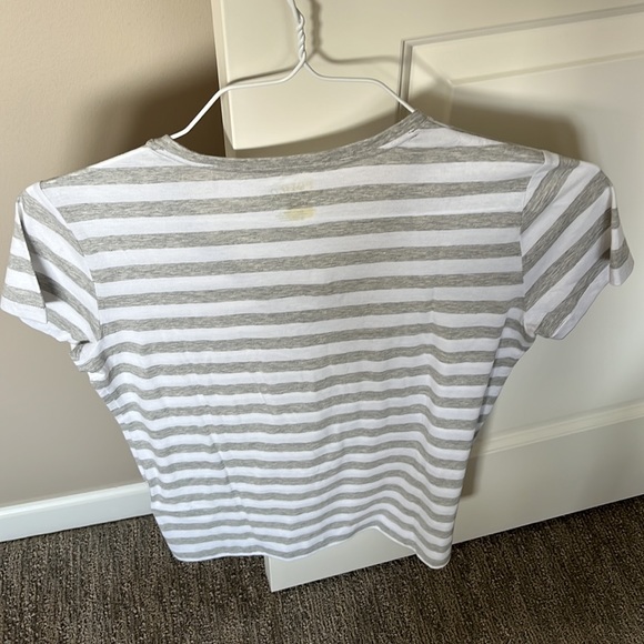 Tshirt - NWT - Polo Ralph Lauren - size M - striped white & grey heather - soft - Picture 2 of 3